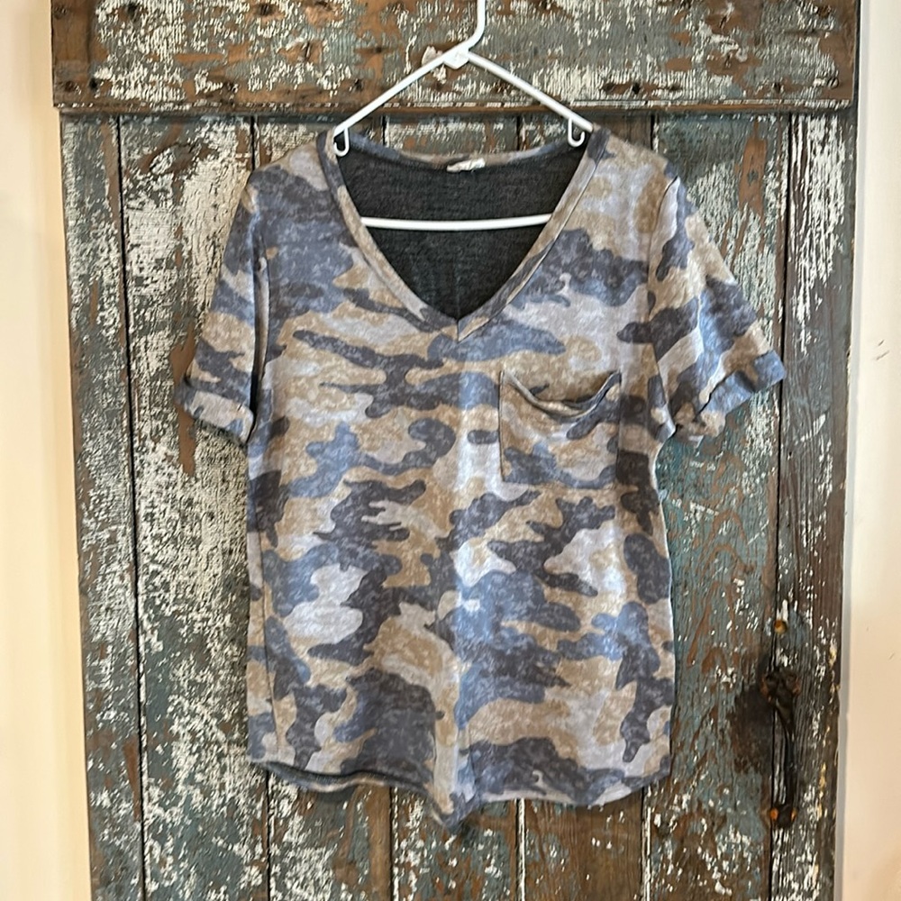 Lovely melody size 1xl shirt